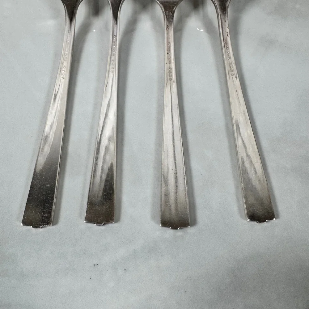 Set of 4 Oneida Nobility Plate Silver‎ Plated Dinner Forks Caprice Floral Lot 1